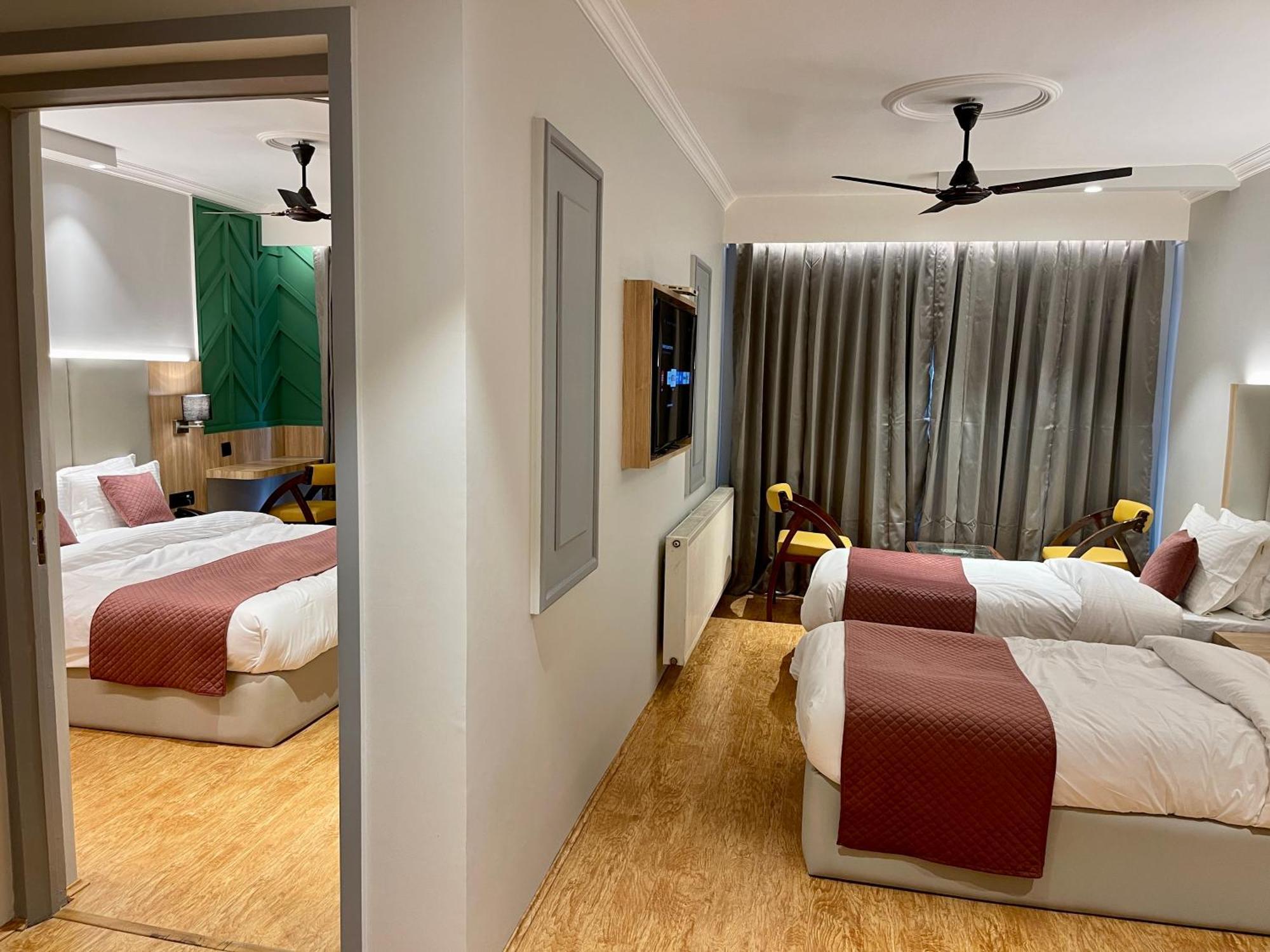 New Park Hotel Srinagar  Luaran gambar