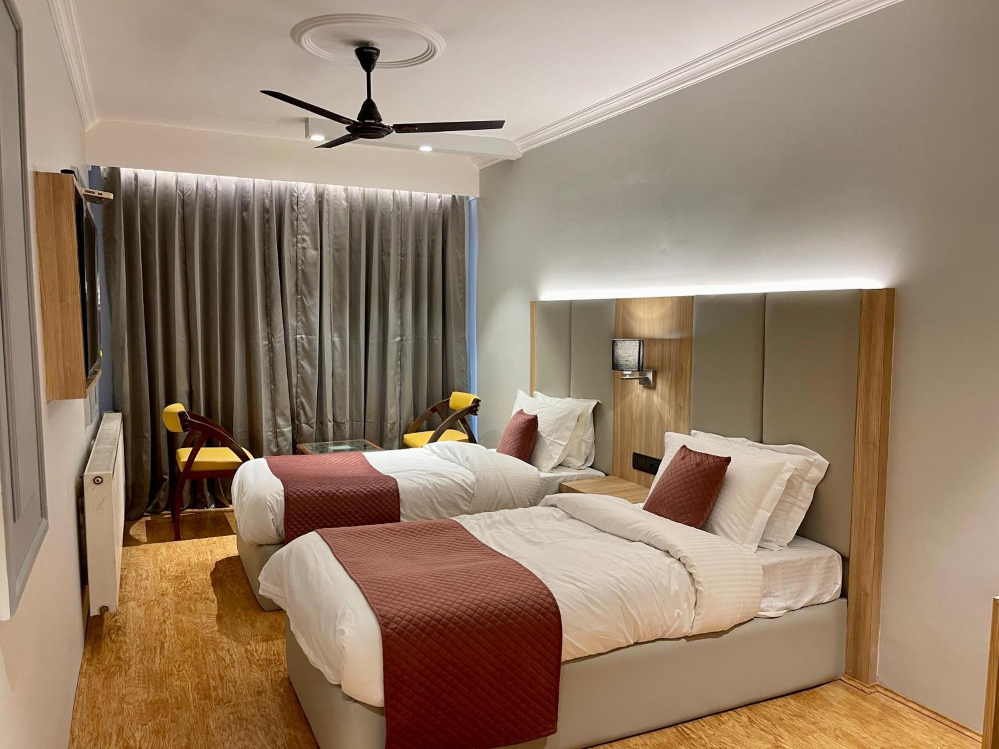 New Park Hotel Srinagar  Luaran gambar